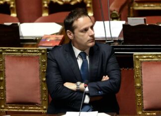 Covid, Siri: “Ora più morti per influenza, nessuna emergenza per chiudere” Armando Siri