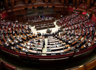 Conte alla ricerca dei “costruttori”, chiusura del PD a IV. Salvini: “Cercano senatori di notte, imbarazzante” CAMERA-DEI-DEPUTATI