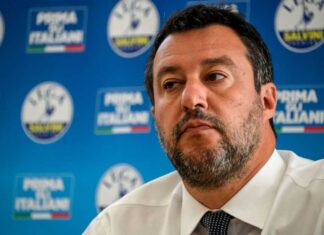 Conte si è dimesso. Il centrodestra si riunisce, Salvini: “Altri litigano per poltrona, noi ci occupiamo degli italiani” Matteo Salvini