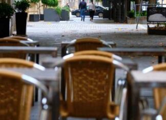 Ristorazione: con il Covid è tracollo, 73.000 imprese chiuse ristoranti chiusi