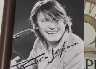 Milano, quando la passione diventa un mestiere: da medico a liutaio