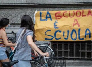 “Ho smesso di essere insegnante e sono diventata una burocrate”. La confessione shock diventa virale dad