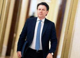 Sabatini: “Il voto per Conte leader su Rousseau solo se M5s paga debiti”