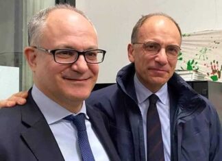 La candidatura al Campidoglio di Gualtieri che crea imbarazzo a Letta Roberto Gualtieri Letta