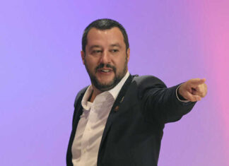 Salvini contro Dazn: “Così il calcio è uno spezzatino al servizio delle tivù” matteo salvini