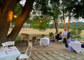 Riaperture, ristoranti aperti anche di sera ma resta coprifuoco alle 22 ristorante all'aperto