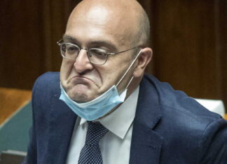 Flat Tax: per Misiani “una fregatura”. Siri: “Un peccato che abbiano pregiudizi ideologici” Antonio Misiani