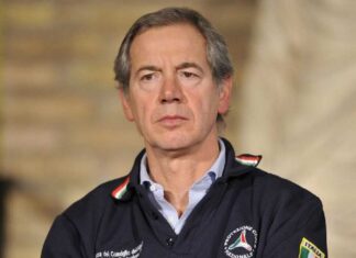 Vaccini, Bertolaso: “Ora la Lombardia è la locomotiva” Guido Bertolaso