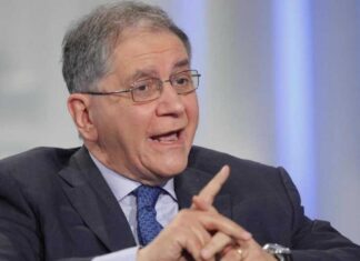 Ddl Zan, Buttiglione: “Pericolosa intolleranza degli attivisti lgbt” Rocco Buttiglione