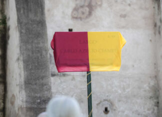 Gaffe della Raggi: inaugura largo Ciampi ma sulla targa manca la G di Azeglio Largo Ciampi