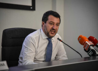 Omofobia, appello Salvini ai partiti: “Condividiamo testo senza bavagli e bimbi coinvolti” Matteo Salvini