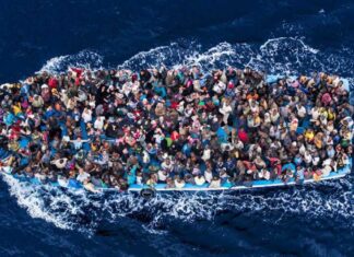 Migranti, dietrofront dell’Europa che chiede all’Italia di fare (ancora!) di più migranti barcone