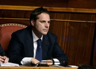 Armando Siri: “Internet sarà una prigione senza sbarre?”