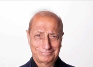 Sequestrati 9 green pass falsi. C’è anche quello di Pippo Franco.