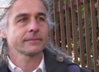 La storia del professore senza green pass: “Sono costretto a vivere senza stipendio”