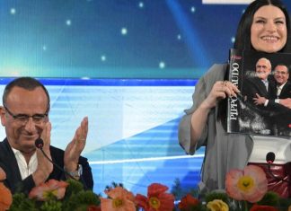 Sanremo al via, Conti tra emozione e ironia: «Festival indipendente, Baudo resta un punto di riferimento»