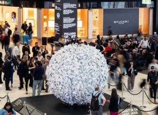 Rai, domani in anteprima “La gravità del superfluo”