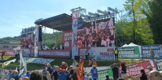 Pontida, Salvini annuncia il congresso straordinario della Lega a ottobre